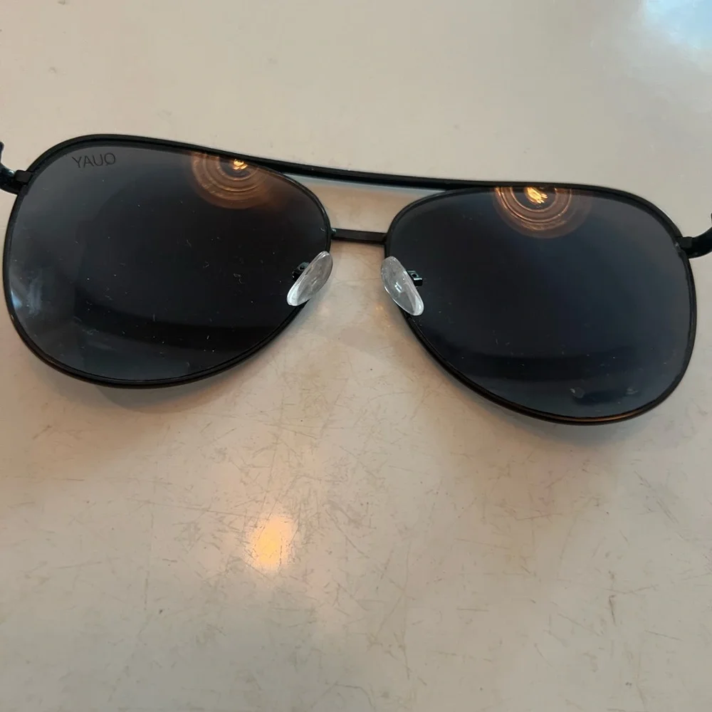 Quay Australia Black Aviator Sunglasses